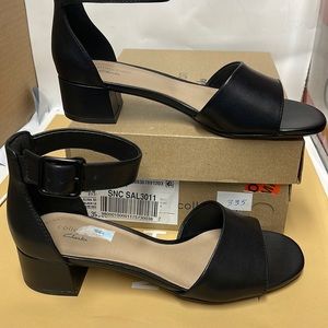 BNIB Clark’s of England Elisa Dedra Black Sandal Asstd sizes